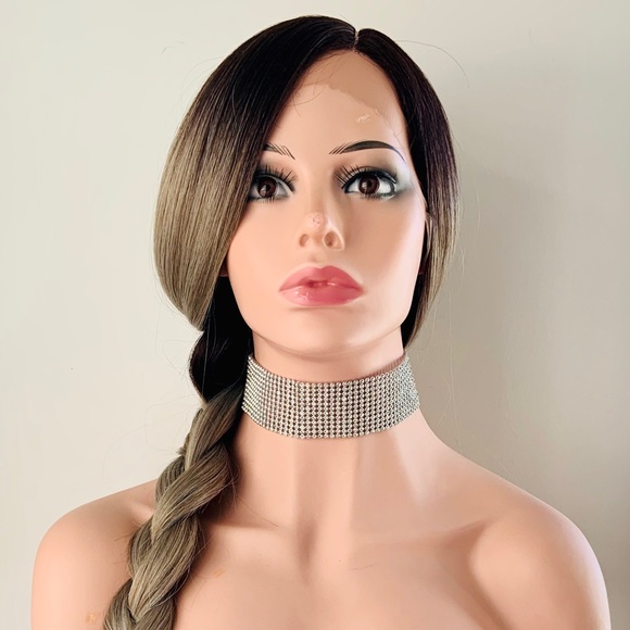 A Gorgeous Long Straight Ombre Steel Grey Lace Front Wig - Picture 7 of 16
